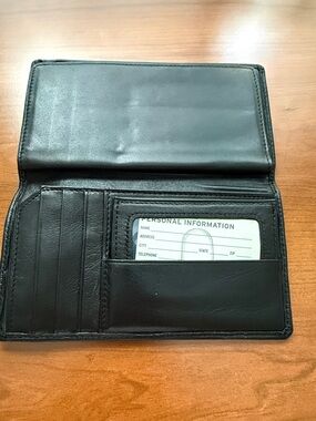 Black Leather Bifold Wallet with ID Window